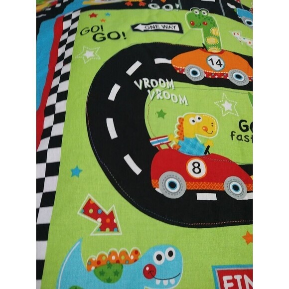 Dino Vroom Vroom Car Race Themed Boys Lightweight Quilt. Size 36" X 46" - Picture 3 of 10